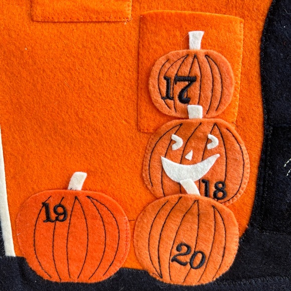 Halloween advent Calendar Candy Pottery Barn Kids - Picture 6 of 6